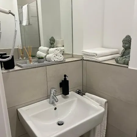 Vorgebirgsblick Gaestezimmer Mit Self-Check-In Unter Neuer Verwaltung