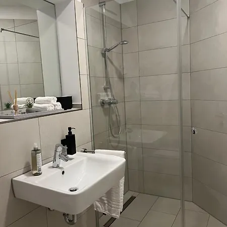 Vorgebirgsblick Gaestezimmer Mit Self-Checkin *